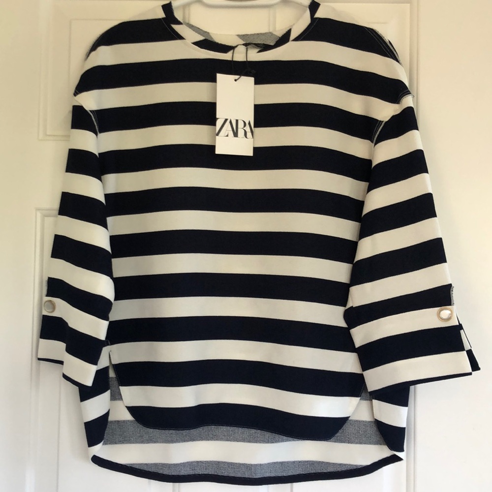 NWT - Zara Navy Blue Top With Pearl Cufflinks